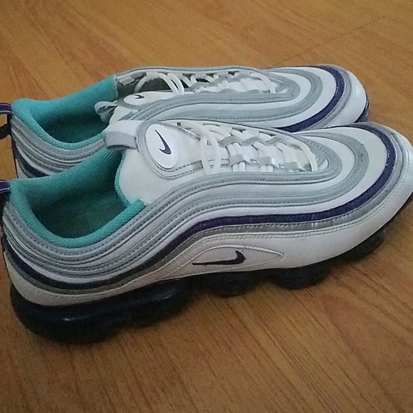 nike vapormax 97s